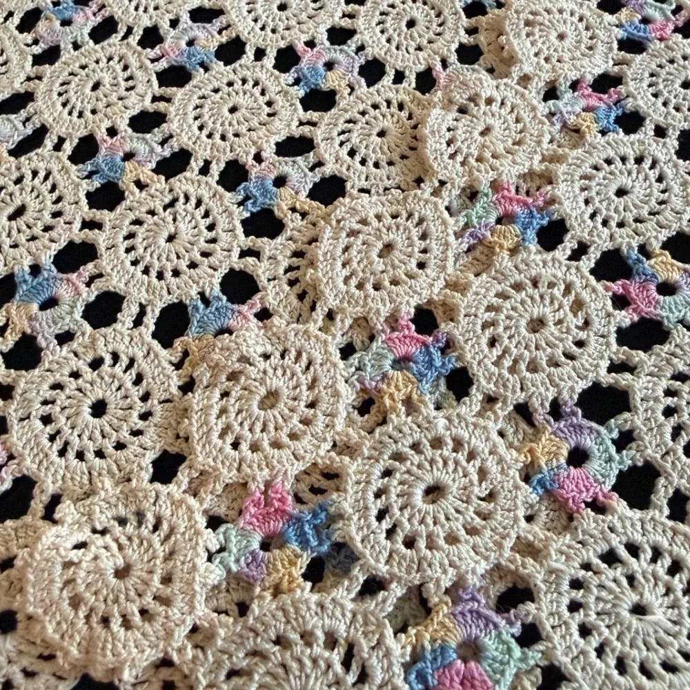 Vintage Handmade Crochet Doily Set Cream Pastel Floral Lace Table Linens 3pc
